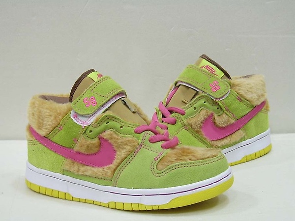 NIKE DUNK SB 女鞋.jpg