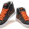 NIKE BLAZER 灰橘紅1.jpg