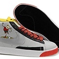 NIKE BLAZER 淺灰銀黑.jpg