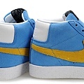 NIKE BLAZER 淺藍黃 女鞋2.jpg