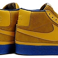 NIKE BLAZER 黃寳藍1.jpg