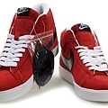 NIKE BLAZER 黑紅1.jpg