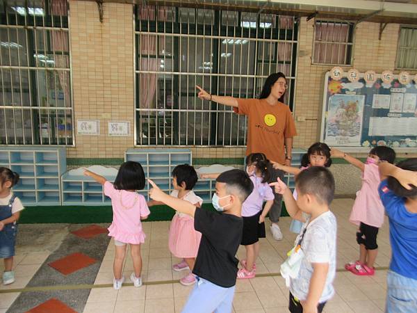 廁所在哪裡?? 廁所在哪裡??