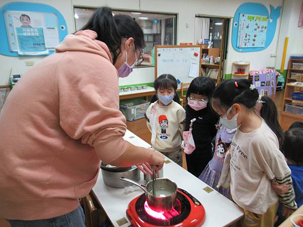 動手做古早味點心糖葫蘆&棉花糖!