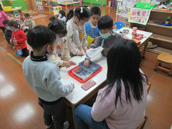 高峰活動~~好玩好吃夜市