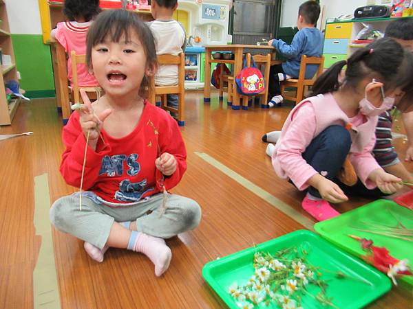 校園找花、插花趣~