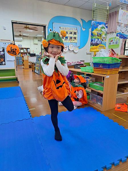 萬聖節快樂!HAPPY HALLOWEEN!