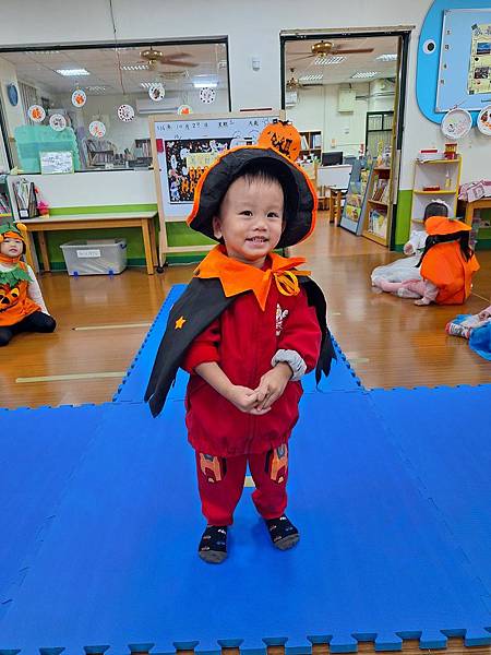 萬聖節快樂!HAPPY HALLOWEEN!