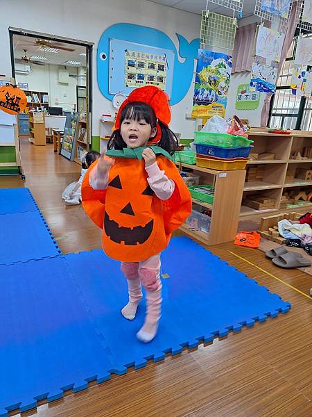 萬聖節快樂!HAPPY HALLOWEEN!