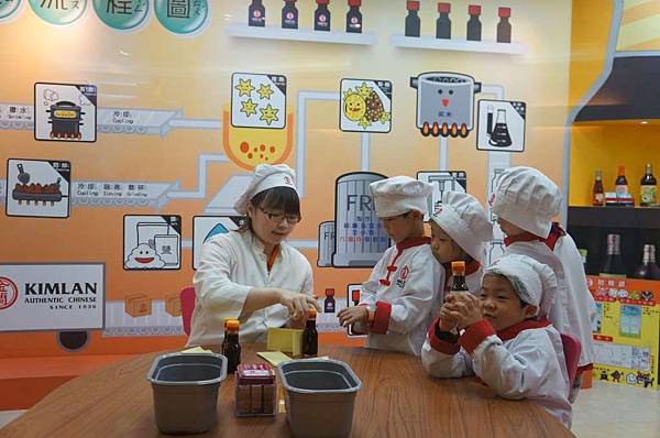 DSC09943-1024.jpg DSC09943-1024.jpg