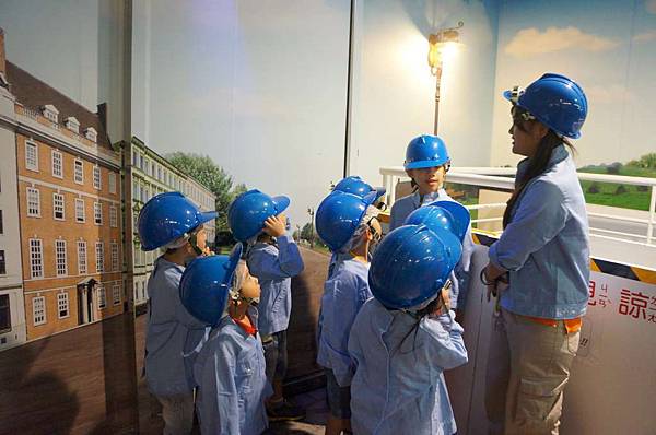 DSC00038-1024.jpg DSC00038-1024.jpg