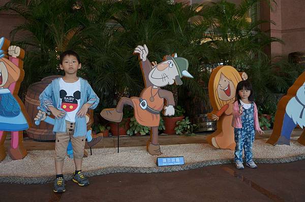 DSC08330-1024.jpg DSC08330-1024.jpg