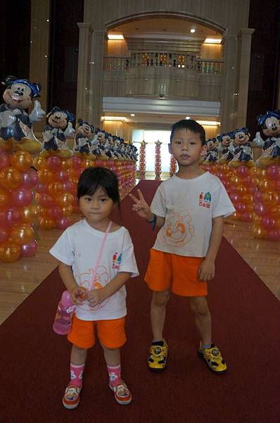 DSC06918-1024.jpg DSC06918-1024.jpg