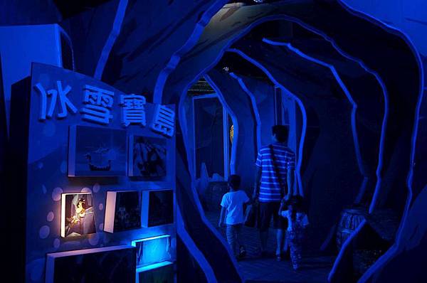 DSC08756-1024.jpg DSC08756-1024.jpg