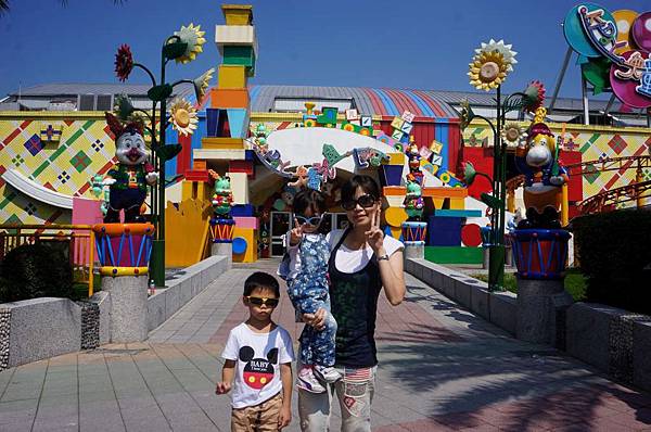 DSC08825-1024.jpg DSC08825-1024.jpg