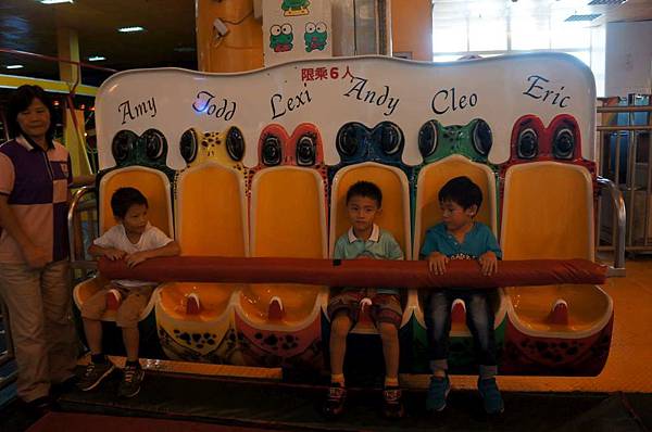 DSC08851-1024.jpg DSC08851-1024.jpg