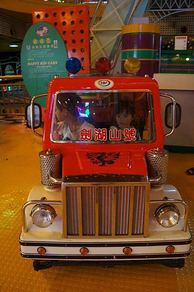 DSC08877-1024.jpg DSC08877-1024.jpg