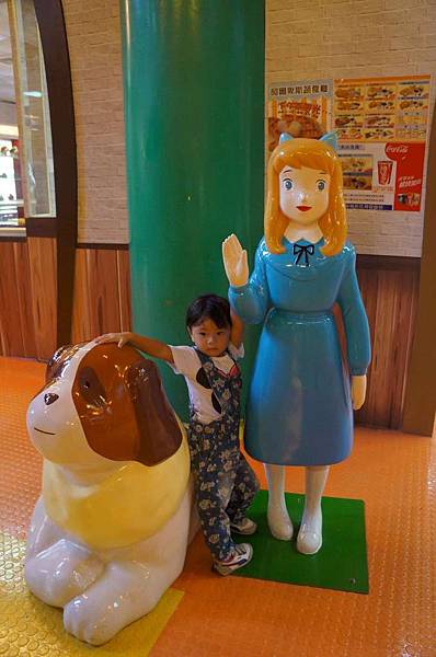 DSC08941-1024.jpg DSC08941-1024.jpg