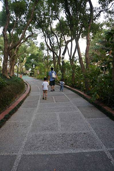 DSC09198-1024.jpg DSC09198-1024.jpg