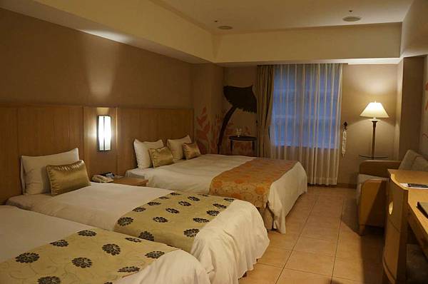 DSC09302-1024.jpg DSC09302-1024.jpg