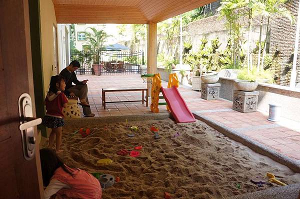 DSC09441-1024.jpg DSC09441-1024.jpg