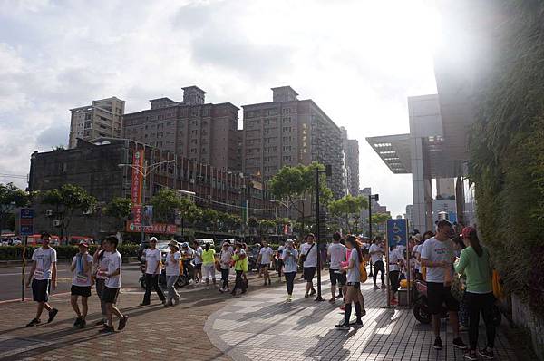 DSC00015-1024.jpg DSC00015-1024.jpg