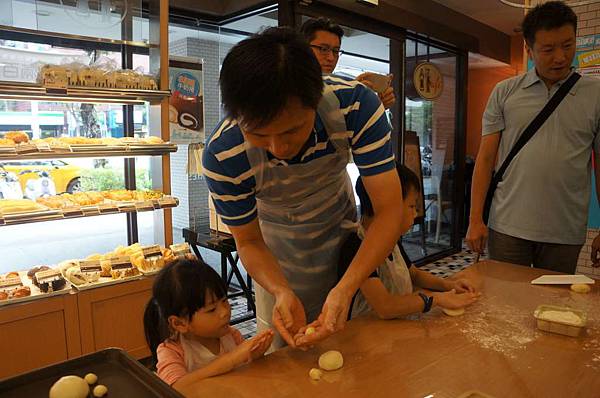 DSC00244-1024.jpg DSC00244-1024.jpg