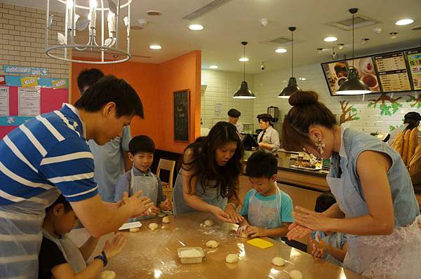 DSC00238-1024.jpg DSC00238-1024.jpg