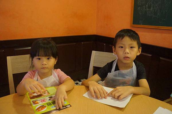 DSC00384-1024.jpg DSC00384-1024.jpg