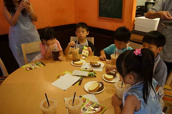 DSC00390-1024.jpg DSC00390-1024.jpg