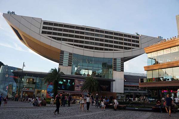 DSC05003-1024.jpg DSC05003-1024.jpg