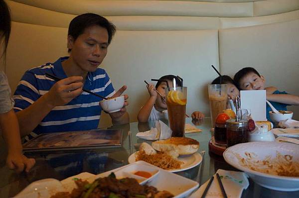 DSC05011-1024.jpg DSC05011-1024.jpg