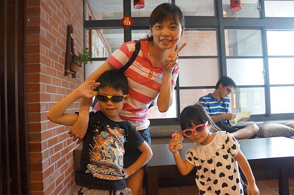 DSC00829-1024.jpg DSC00829-1024.jpg