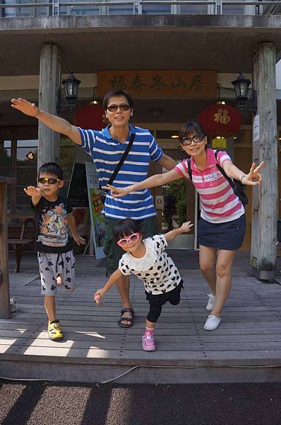 DSC00839-1024.jpg DSC00839-1024.jpg