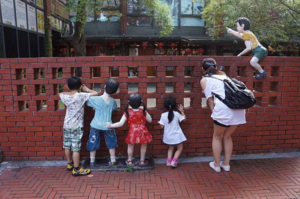 DSC01569-1024.jpg DSC01569-1024.jpg