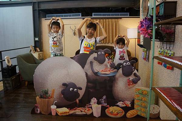 DSC01677-1024.jpg DSC01677-1024.jpg