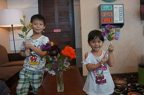 DSC01742-1024.jpg DSC01742-1024.jpg