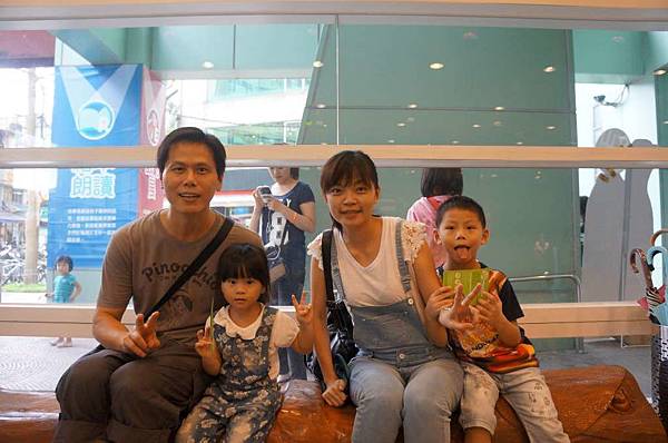 DSC01910-1024.jpg DSC01910-1024.jpg