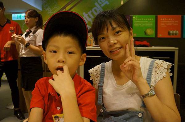 DSC02004-1024.jpg DSC02004-1024.jpg