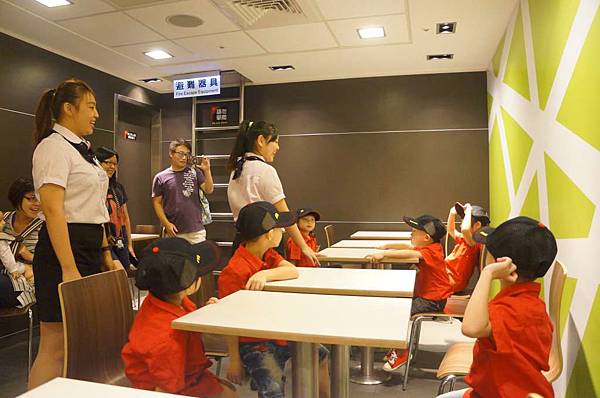 DSC02026-1024.jpg DSC02026-1024.jpg