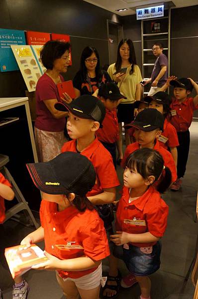 DSC02054-1024.jpg DSC02054-1024.jpg