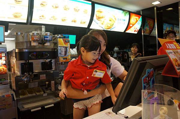 DSC02085-1024.jpg DSC02085-1024.jpg