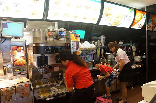 DSC02115-1024.jpg DSC02115-1024.jpg