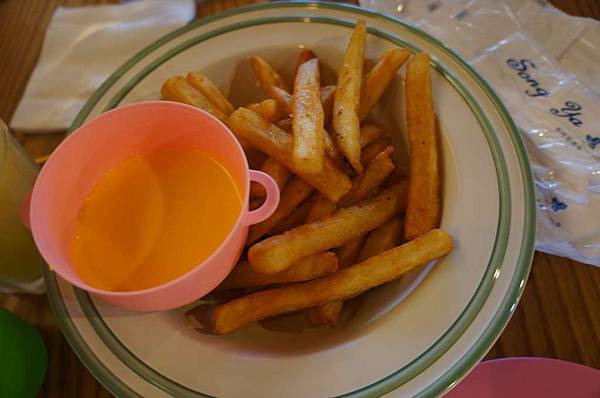 DSC02213-1024.jpg DSC02213-1024.jpg