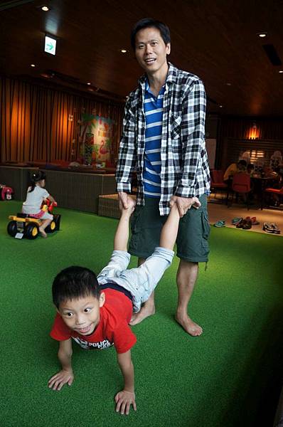 DSC02297-1024.jpg DSC02297-1024.jpg