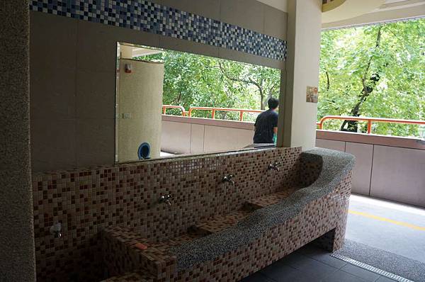 DSC02438-1024.jpg DSC02438-1024.jpg