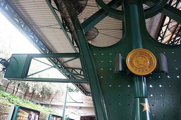 DSC05254-1024.jpg DSC05254-1024.jpg