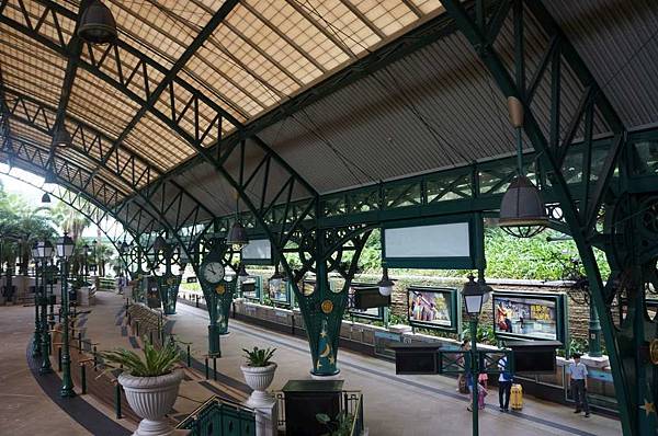 DSC05261-1024.jpg DSC05261-1024.jpg