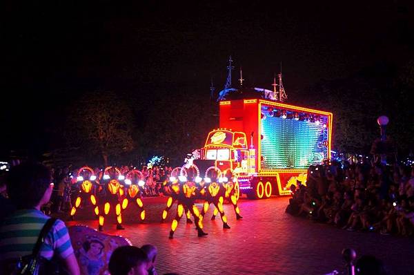 DSC06120-1024.jpg DSC06120-1024.jpg