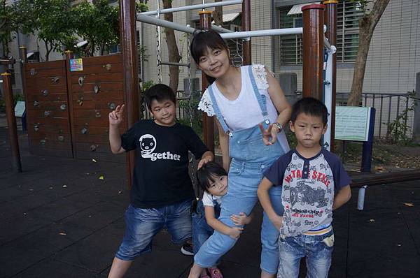 DSC02594-1024.jpg DSC02594-1024.jpg